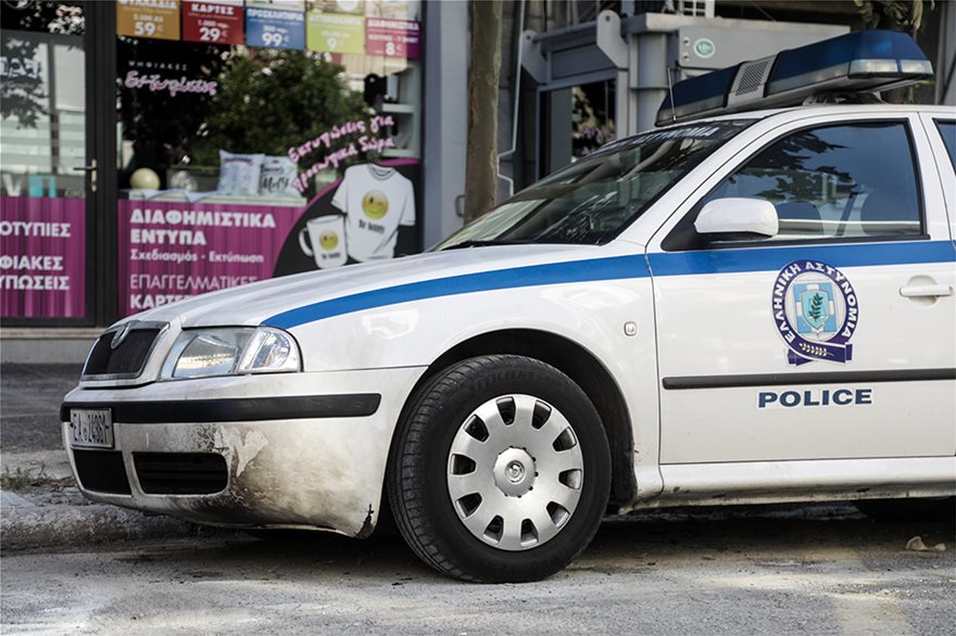 Επίθεση με μολότοφ στο Αστυνομικό Τμήμα Νέας Ιωνίας - Φωτογραφία 2