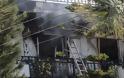 Φωτιά σε διαμέρισμα στη Βούλα: Οικογενειακή τραγωδία με μια νεκρή - Φωτογραφία 13