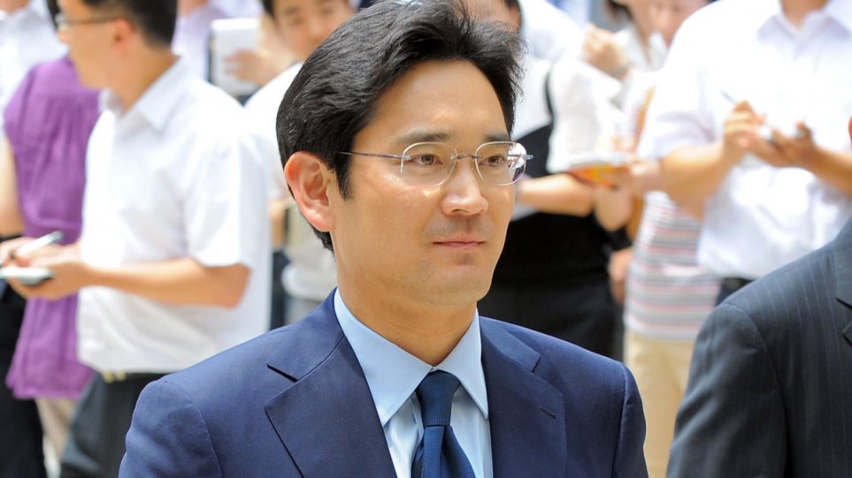 Samsung: Ένταλμα σύλληψης για τον δισεκατομμυριούχο αντιπρόεδρο της εταιρείας - Φωτογραφία 1