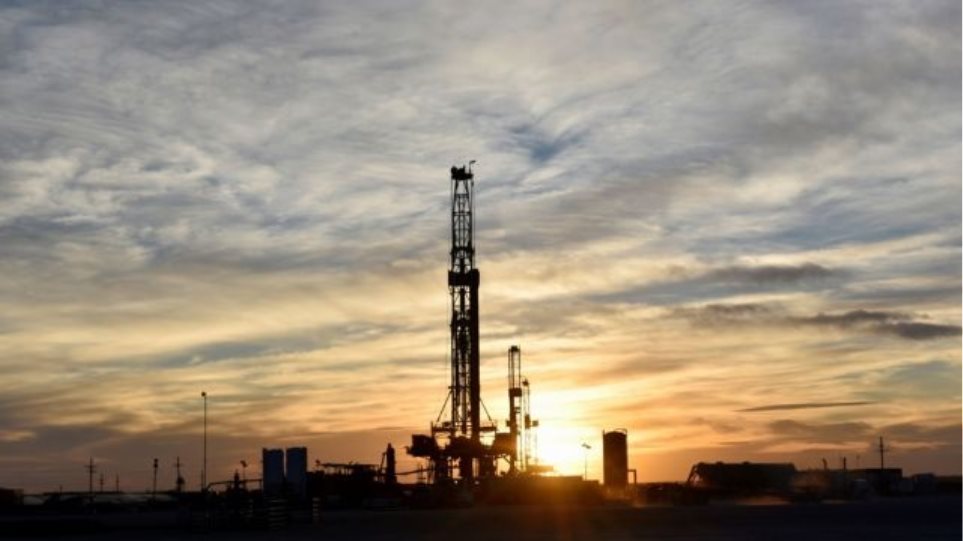 Τα μέλη του ΟΠΕΚ παρατείνουν τις περικοπές στην παραγωγή πετρελαίου - Φωτογραφία 1