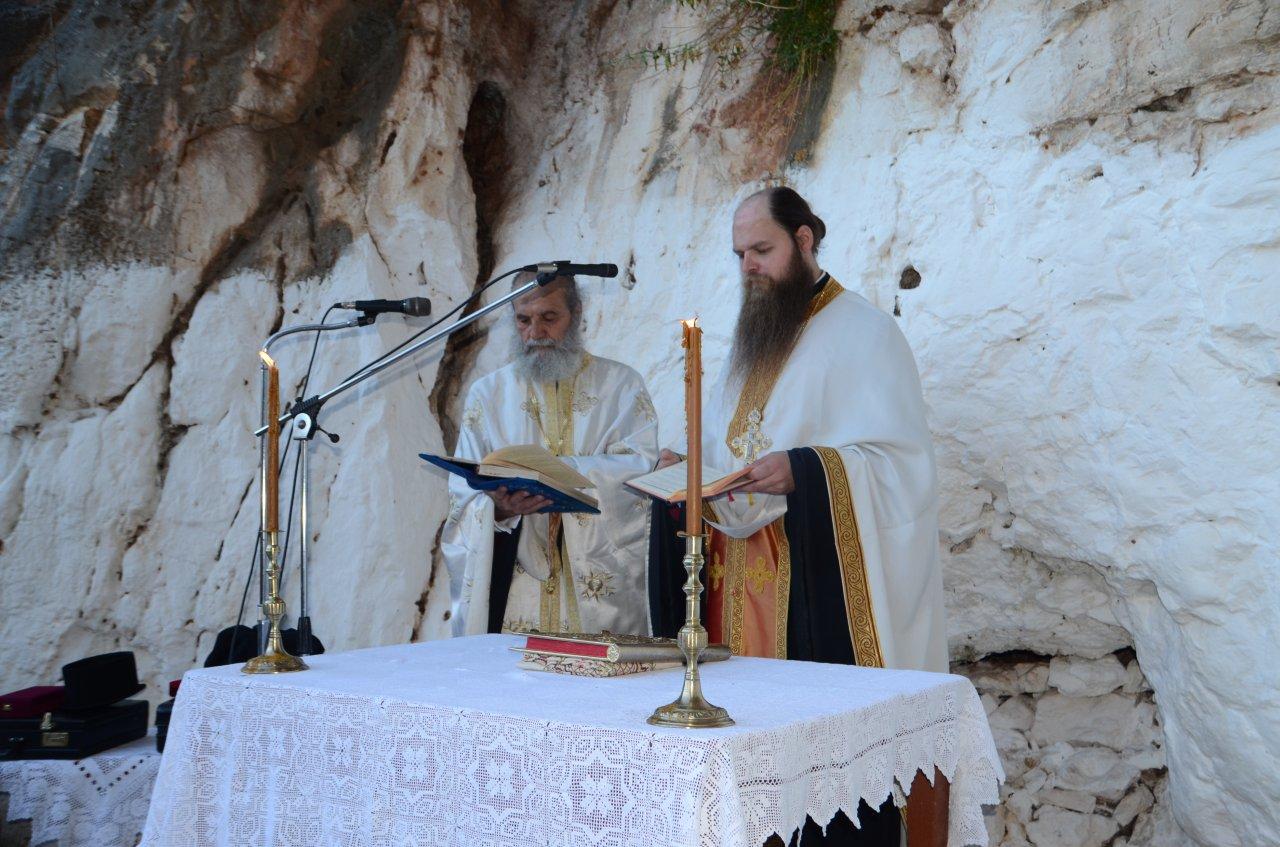 Ο Εσπερινός στην Ιερά Μονή Παναγίας Φανερωμένης στο Βαλτί Αστακού - Φωτογραφία 51