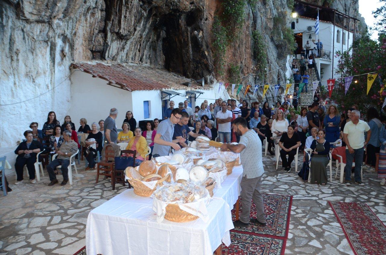 Ο Εσπερινός στην Ιερά Μονή Παναγίας Φανερωμένης στο Βαλτί Αστακού - Φωτογραφία 57