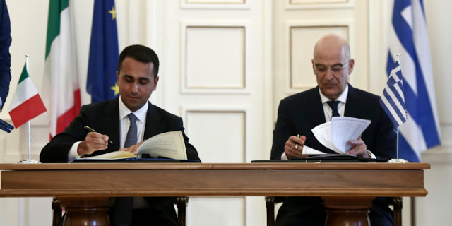 Υπεγράφη η ιστορική συμφωνία οριοθέτησης θαλασσίων ζωνών μεταξύ Ελλάδος και Ιταλίας - Φωτογραφία 2
