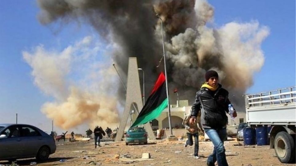 Χάος στη Λιβύη από εκρήξεις ναρκών: Επτά νεκροί και δέκα τραυματίες - Φωτογραφία 1