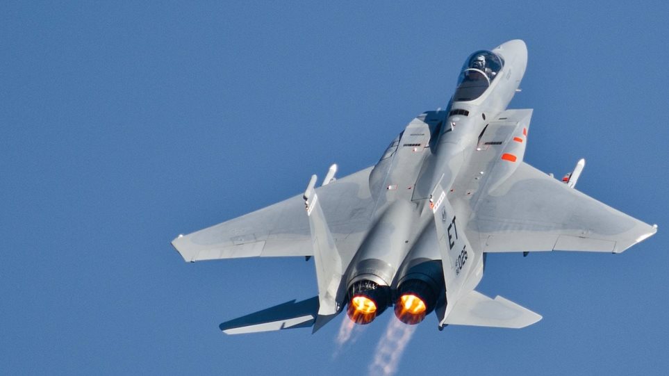 Νεκρός ο πιλότος του αμερικανικού F-15 που έπεσε στη Βόρεια Θάλασσα - Φωτογραφία 1