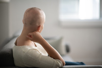 Σχέση καρκίνου και κοροναϊου. Πώς επιδρά σε ασθενείς που παίρνουν χημειοθεραπεία ή αντικαρκινικές θεραπείες - Φωτογραφία 1