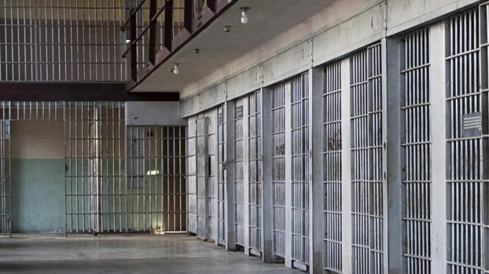 Ναύπλιο, φυλακές - Ναρκωτικά, μαχαίρια και κινητά βρέθηκαν στα κελιά - Φωτογραφία 1