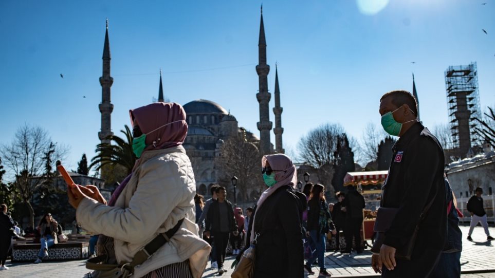 Spiegel: Αυτός είναι ο λόγος που η Γερμανία δεν αίρει την ταξιδιωτική οδηγία για την Τουρκία - Φωτογραφία 1