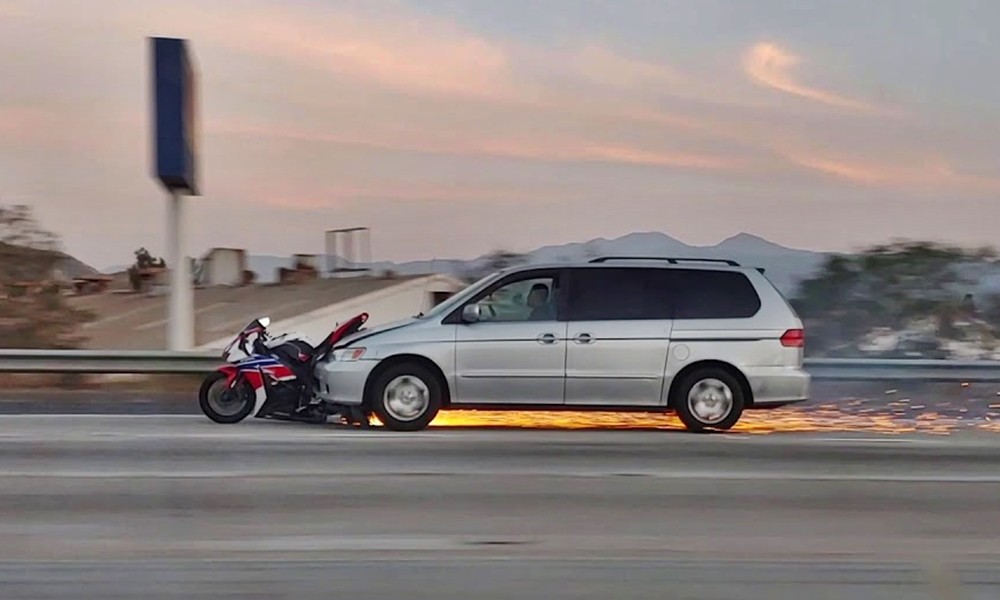 Κινηματογραφικό ατύχημα στην Καλιφόρνια (VIDEO) - Φωτογραφία 1