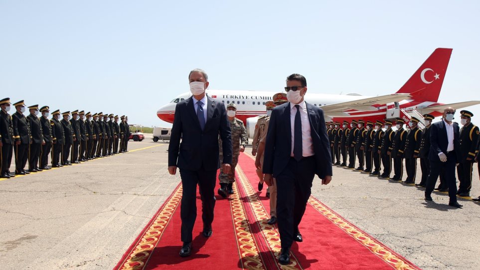 Στη Λιβύη αιφνιδιαστικά ο υπουργός Άμυνας και ο αρχηγός του Γενικού Επιτελείου της Τουρκίας - Φωτογραφία 1