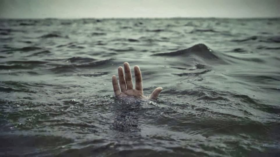 Τρεις έχασαν τη ζωή τους στη θάλασσα σε Αρτέμιδα, Πόρτο Ράφτη και Αχαΐα - Φωτογραφία 1
