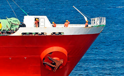 Χιλιάδες ναυτικοί είναι εγκλωβισμένοι σε πλοία, λόγω κοροναϊού - Φωτογραφία 1