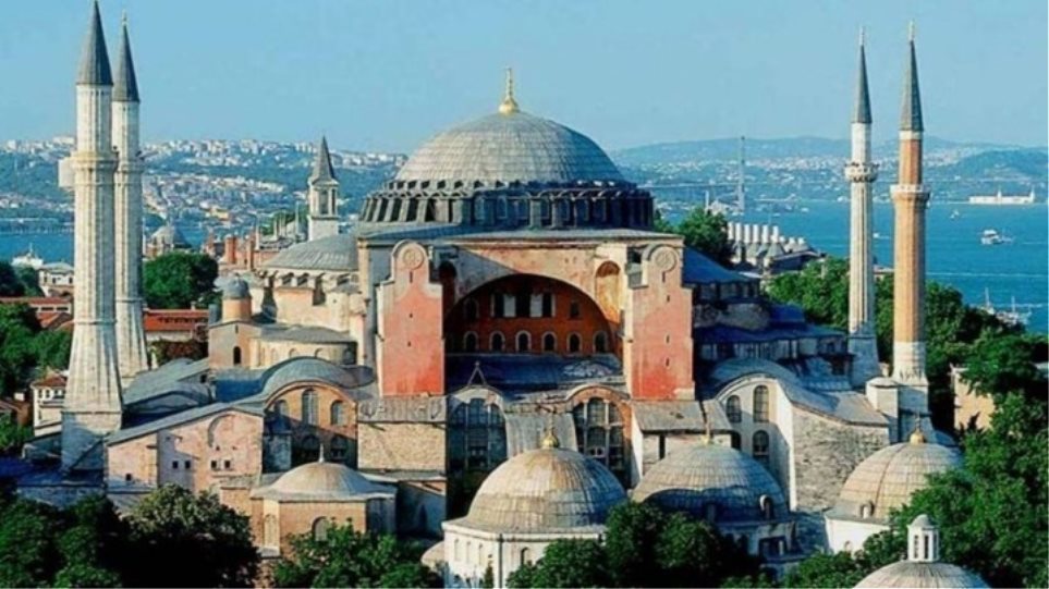 UNESCO: Μνημείο Παγκόσμιας Πολιτιστικής Κληρονομιάς η Αγία Σοφία, έχει νομικές δεσμεύσεις η Τουρκία - Φωτογραφία 1
