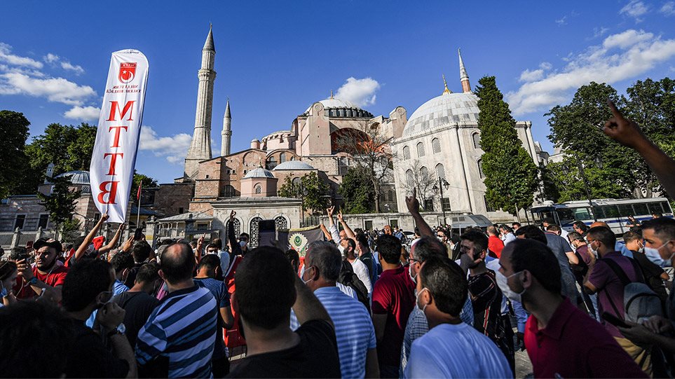 Αμερικανική Γερουσία για Αγιά Σοφιά: Μεγάλη προσβολή η κίνηση του Ερντογάν για τους Χριστιανούς σε όλο τον κόσμο - Φωτογραφία 1