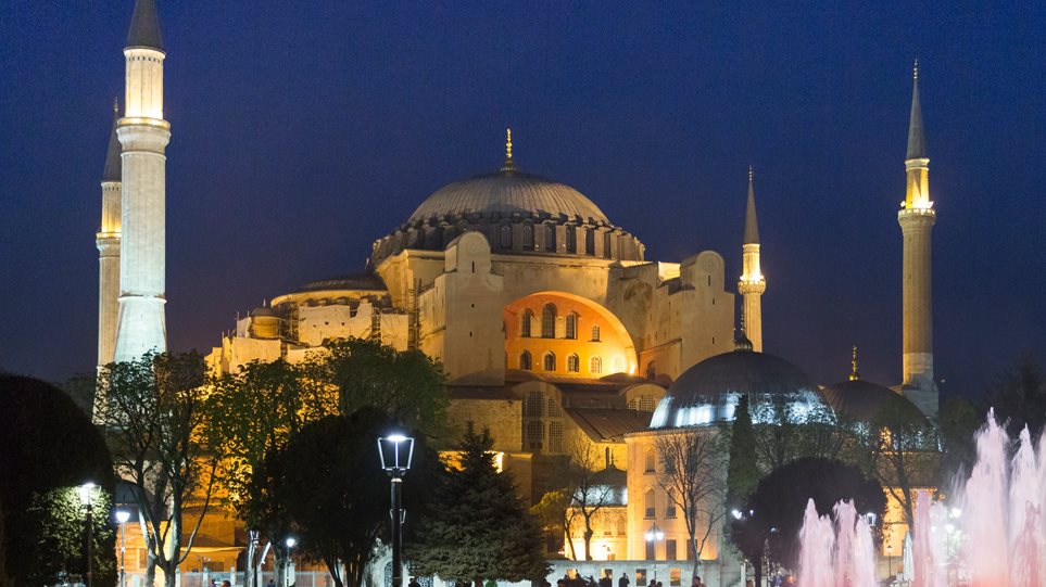 Τζαμί η Αγιά Σοφιά: Δεύτερη «άλωση» από τον Ερντογάν για να διασωθεί - Φωτογραφία 1