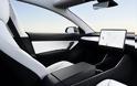 H Tesla κοντά στην τεχνολογία για αυτόνομα οχήματα χωρίς τιμόνι και πεντάλ