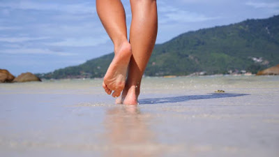 Άθληση στην παραλία. Τι πρέπει να προσέξετε όταν γυμνάζεστε τρέχοντας στην άμμο - Φωτογραφία 1