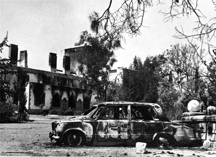 Κύπρος: 46 χρόνια από το πραξικόπημα κατά του Μακάριου - «Ο Αλέξανδρος εισήλθε νοσοκομείο» - Φωτογραφία 2