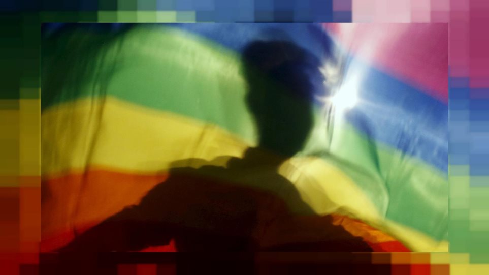 Ρωσία: Δρομολογείται συνταγματική απαγόρευση γάμων μεταξύ ομοφυλόφιλων - Φωτογραφία 1