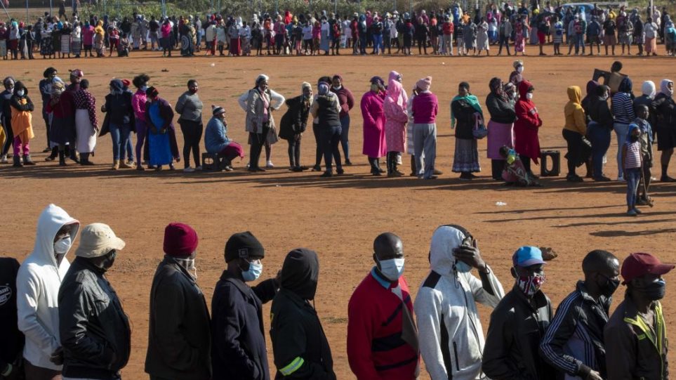 Νότια Αφρική: Πάνω από 311.000 επιβεβαιωμένα κρούσματα - 107 θάνατοι σε ένα 24ωρο - Φωτογραφία 1