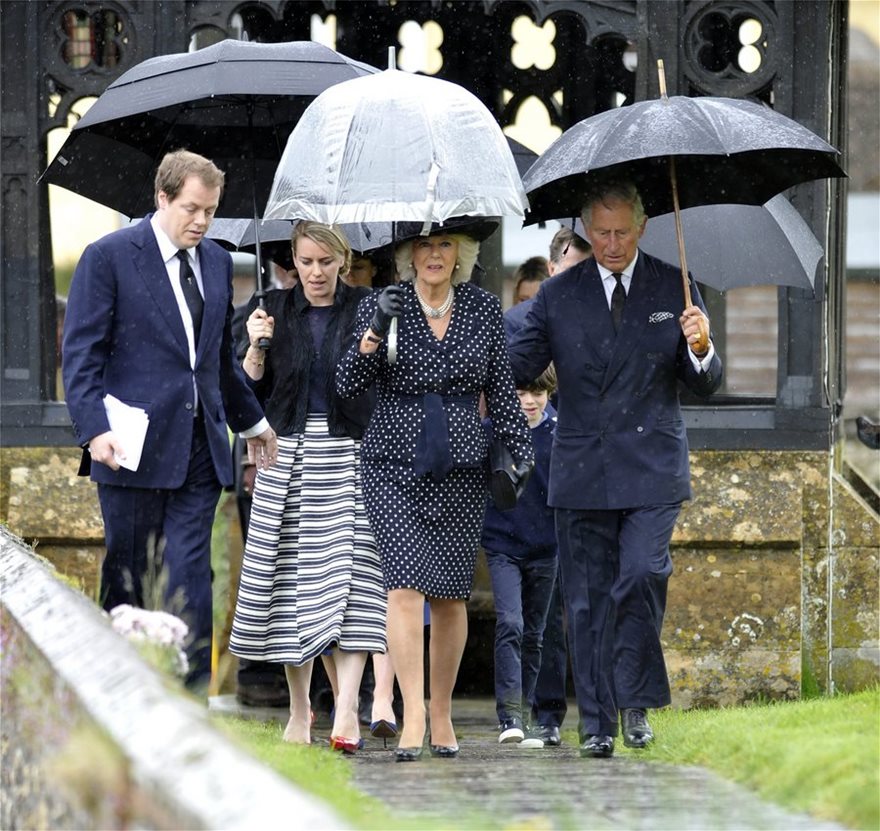 Καμίλα: Η δούκισσα της Κορνουάλης γιορτάζει τα 73 μαζί με τα σχεδόν... άγνωστα παιδιά της - Φωτογραφία 4