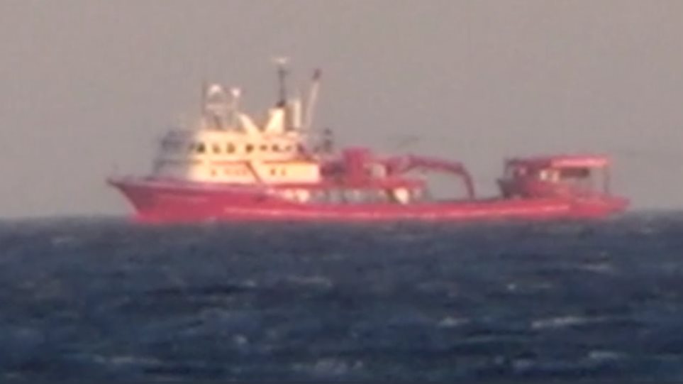 Συναγερμός στο Ναυτικό και το Λιμενικό: Δεκάδες τουρκικά αλιευτικά πλέουν προς το Λιβυκό - Φωτογραφία 1