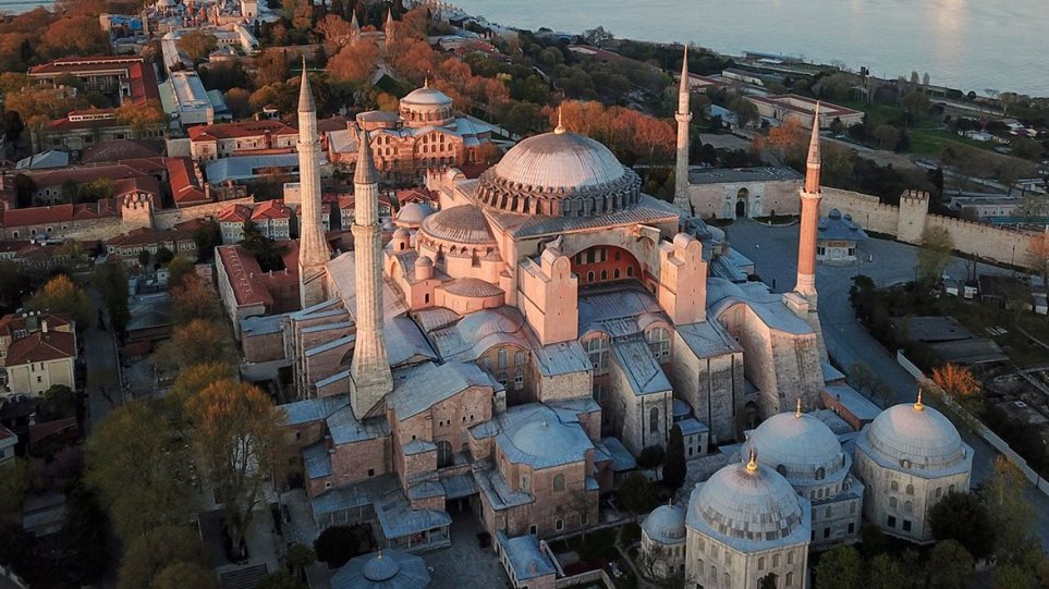Άρθρο-κόλαφος της Washington Post: Γιατί η μετατροπή της Αγιά Σοφιάς σε τζαμί είναι πράξη πολιτιστικής ισοπέδωσης - Φωτογραφία 1