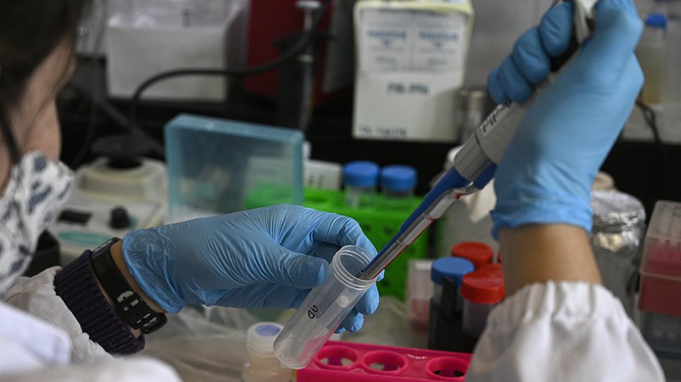 Κορωνοϊός: Αύριο οι ανακοινώσεις για το υποψήφιο εμβόλιο της Οξφόρδης - Γιατί είναι «μπροστά» στην κούρσα - Φωτογραφία 1