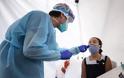 «Καλπάζει» ο ιός σε ολόκληρο τον κόσμο - Πάνω από 250.000 κρούσματα σε ένα 24ωρο