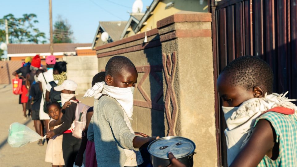 Ζιμπάμπουε: Πάνω από 100.000 άνθρωποι έχουν συλληφθεί για παραβίαση της καραντίνας - Φωτογραφία 1