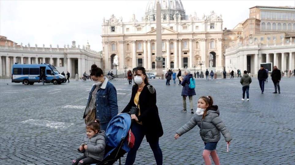 Ιταλία: Πρόστιμο 1.000 ευρώ σε όποιον δεν φορά μάσκα σε κλειστούς χώρους - Φωτογραφία 1