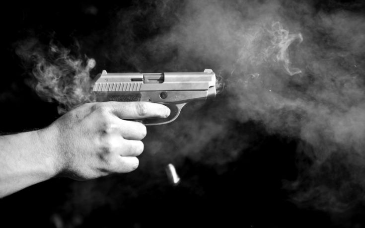 Χανιά: Κατέληξε ο 61χρονος γιατρός που πυροβόλησε τη σύζυγό του και αυτοτραυματίστηκε - Φωτογραφία 1