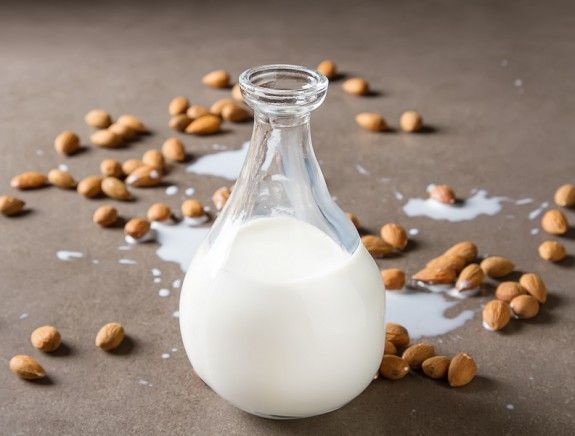 Το φυτικό γάλα μπορεί να κρύβει κινδύνους για την υγεία σου - Φωτογραφία 1