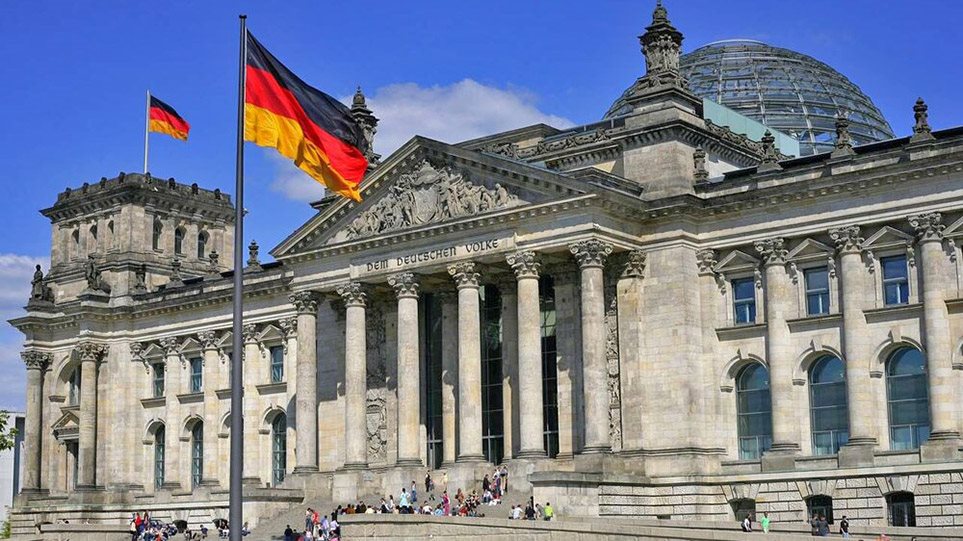 Γερμανία: Ο κορωνοϊός βυθίζει την οικονομία σε επίπεδα - ρεκόρ - Φωτογραφία 1