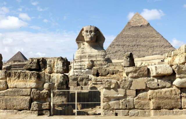 Η Αίγυπτος διαβεβαιώνει τον Έλον Μασκ πως οι πυραμίδες... δεν χτίστηκαν από εξωγήινους - Φωτογραφία 1