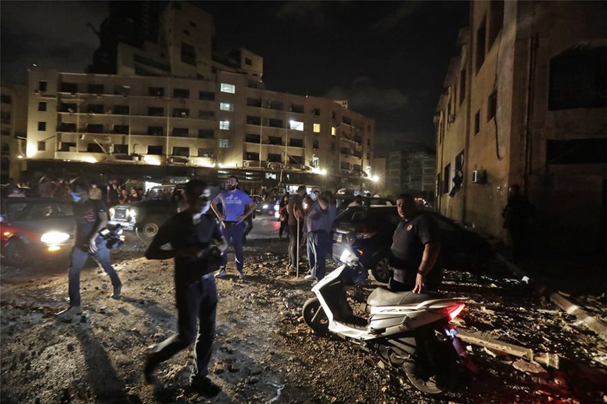 Έκρηξη στη Βηρυτό: Έξι χρόνια στις αποθήκες οι 2.750 τόνοι νιτρικού αμμωνίου - 100 νεκροί, χιλιάδες τραυματίες - Φωτογραφία 22