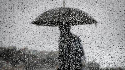 Ισχυρές βροχές στην Αττική σήμερα από το μεσημέρι. Σταδιακή υποχώρηση της «Θάλεια» - Φωτογραφία 1