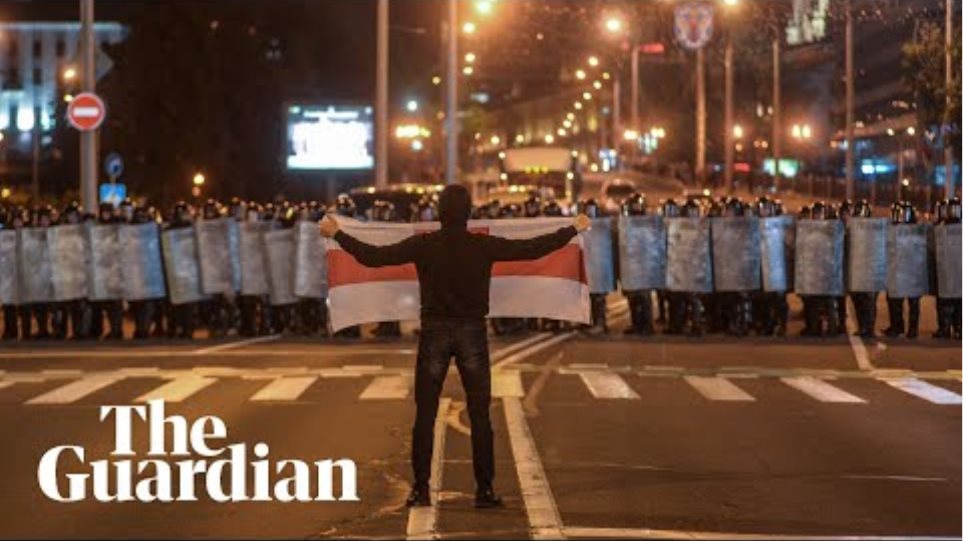 Λευκορωσία: Ένας νεκρός, δεκάδες τραυματίες στις «μάχες» των διαδηλωτών με την αστυνομία - Φωτογραφία 3