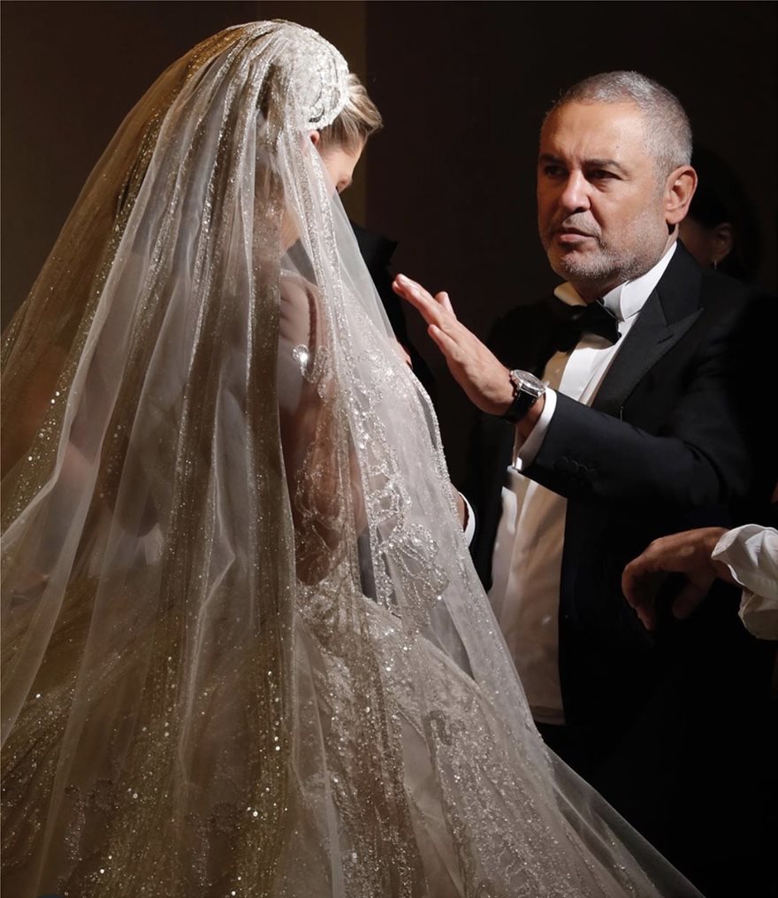 Elie Saab - Zuhair Murad: Οι φημισμένοι Λιβανέζοι σχεδιαστές μόδας κλαίνε πάνω από τις χαμένες περιουσίες τους - Φωτογραφία 10