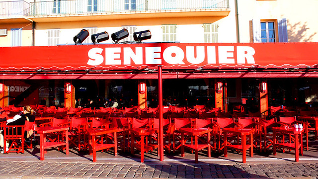Γαλλία: Έκλεισε το εμβληματικό καφέ «Sénéquier» του Σεν-Τροπέ λόγω κορωνοϊού - Φωτογραφία 2