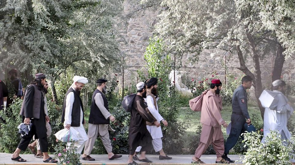 Αφγανιστάν: Οι αρχές ξεκίνησαν την απελευθέρωση των τελευταίων Ταλιμπάν - Φωτογραφία 1