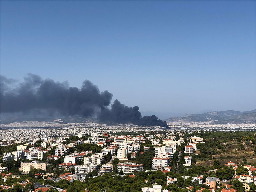 Μεγάλη φωτιά στη Μεταμόρφωση - Κλειστή η Αθηνών-Λαμίας - Φωτογραφία 8