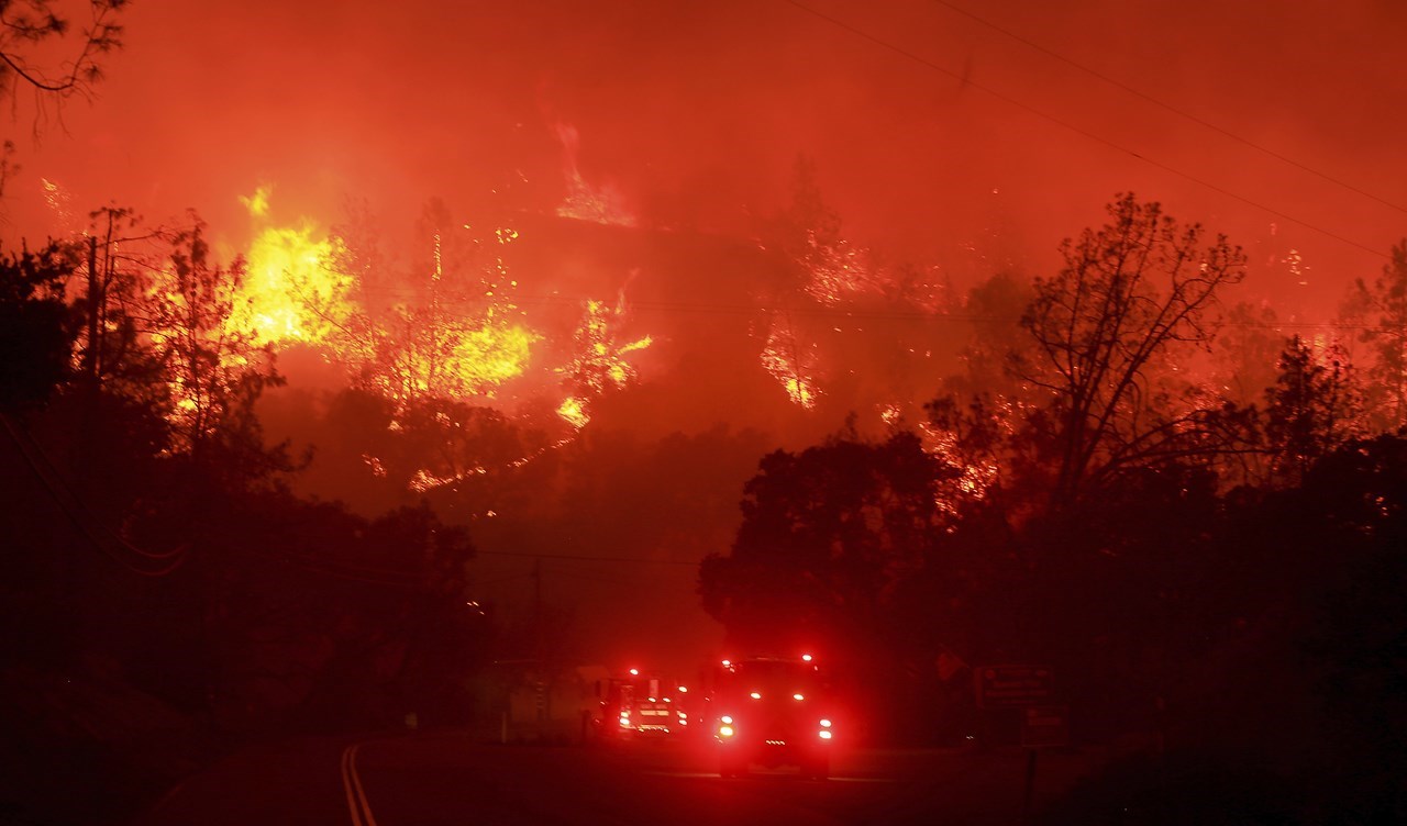 Σε κατάσταση έκτακτης ανάγκης η Καλιφόρνια: Μεγάλες πυρκαγιές και πρωτοφανής καύσωνας - Φωτογραφία 1