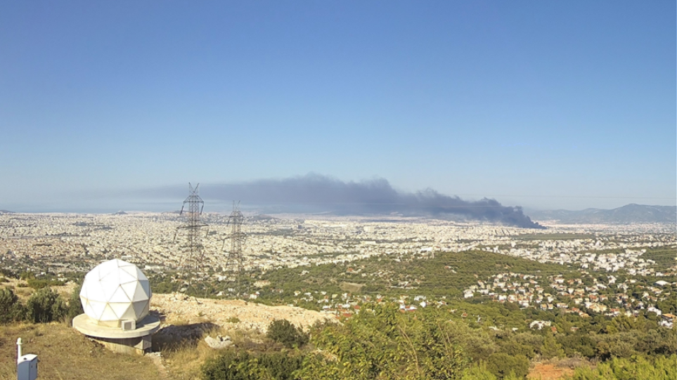 Δημόκριτος: Θα εξετάσει επιστημονικά τις επιπτώσεις της πυρκαγιάς στο εργοστάσιο πλαστικών στην Μεταμόρφωση - Φωτογραφία 1