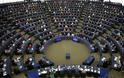 Ευρωκοινοβούλιο: Απειλεί να καταψηφίσει τον προϋπολογισμό της ΕΕ εάν δεν γίνει αναφορά στον σεβασμό του κράτους δικαίου