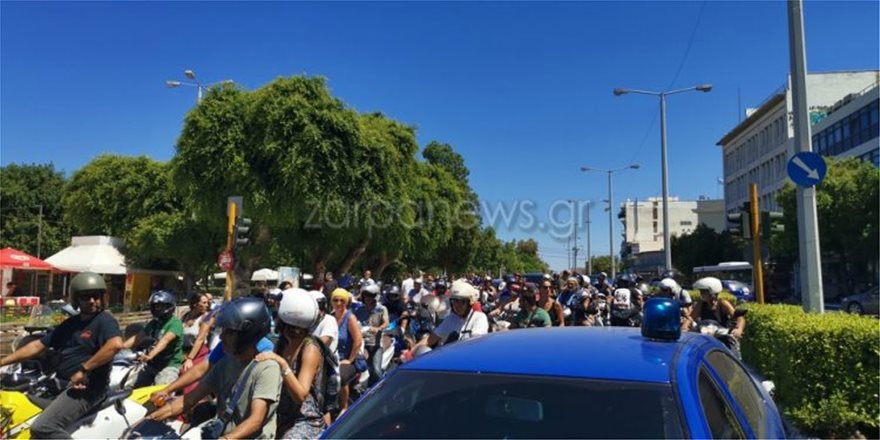 Μηχανοκίνητη πορεία στα Χανιά - Διαμαρτύρονται για τα μέτρα (βίντεο) - Φωτογραφία 4