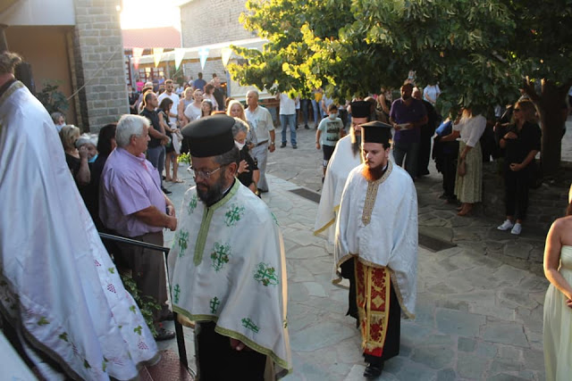 Μέγας Εσπερινός στην Ιερά Μονή  Παναγίας Ρέθα !! (φωτο) - Φωτογραφία 5