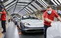 Porsche δανείζεται υπαλλήλους από την Audi
