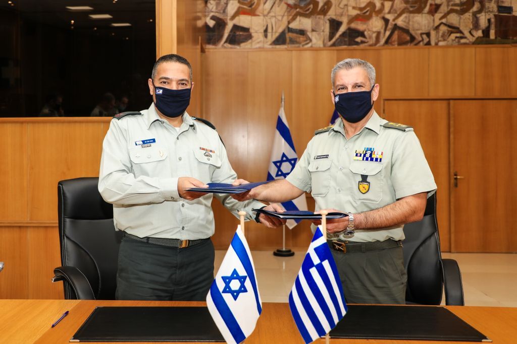 Υπογραφή στρατιωτικής συνεργασίας Ελλάδας – Ισραήλ για το 2021 - Φωτογραφία 1