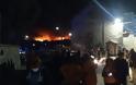 Κάηκε το ΚΥΤ της Μόριας: Στο δρόμο 13.000 πρόσφυγες και μετανάστες - Φωτογραφία 8